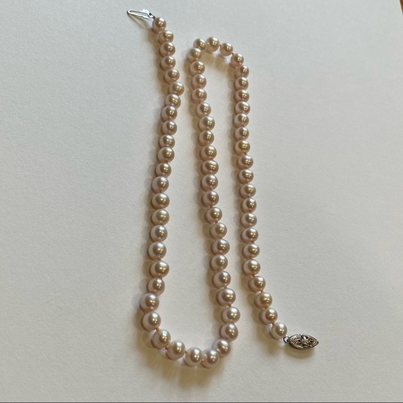 Vintage 14k Pink Pearl necklace - Picture 2 of 6